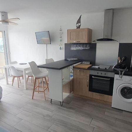 Appartement Avec Balcon, Vue Mer, Piscine, Parking Agde Eksteriør bilde